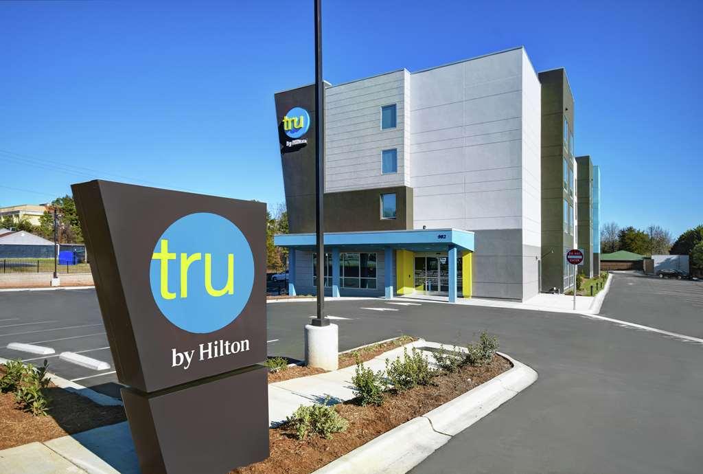 Tru By Hilton Columbia Greystone Hotel Exterior photo