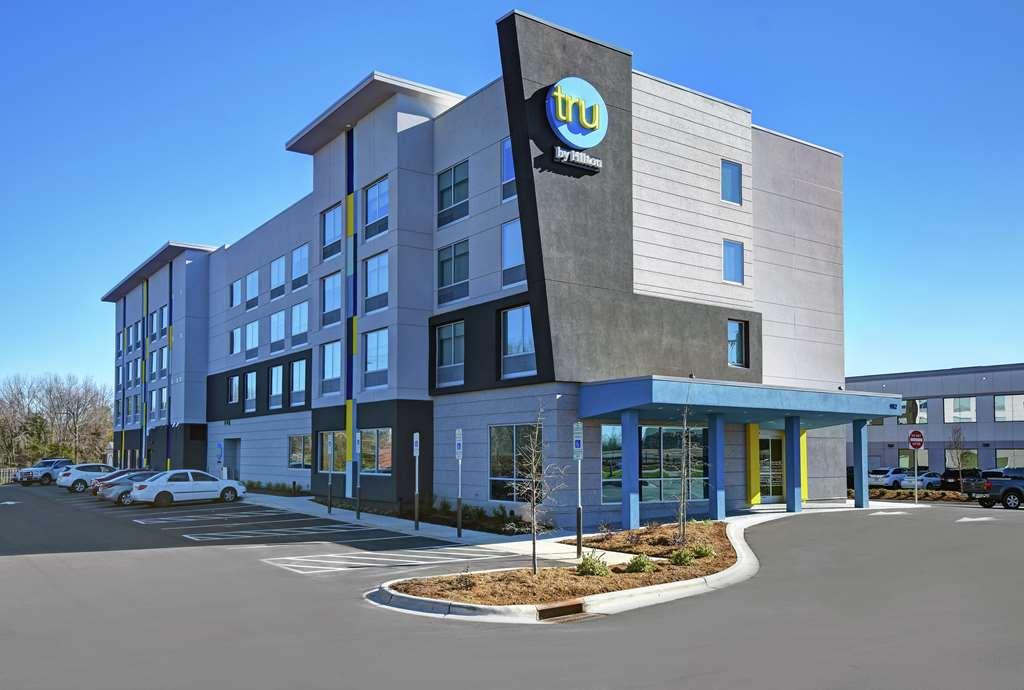 Tru By Hilton Columbia Greystone Hotel Exterior photo