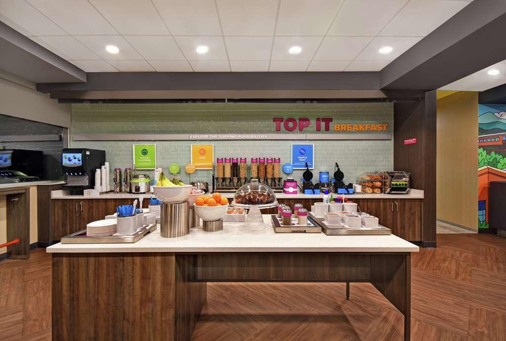 Tru By Hilton Columbia Greystone Hotel Restaurant photo