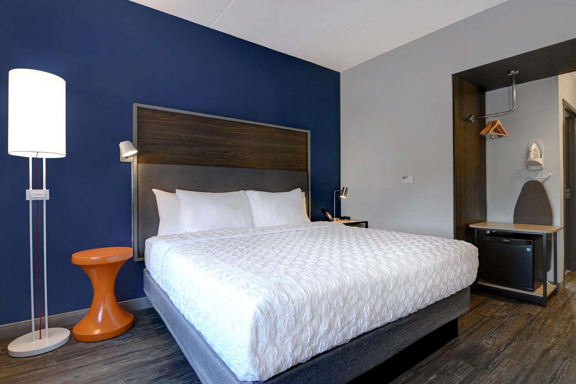 Tru By Hilton Columbia Greystone Hotel Exterior photo